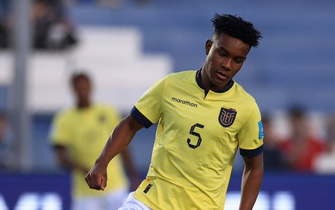 Zambrano podría irse al Luton Town de Inglaterra.