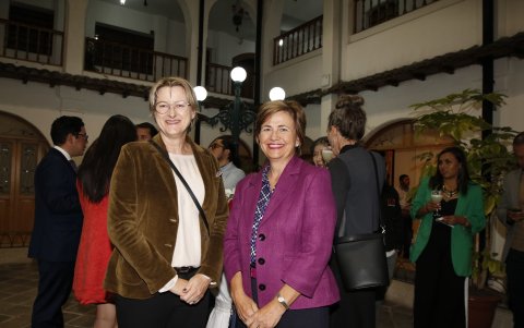 Sharon Campbell y Marianne Jenni.