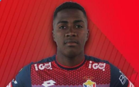 El supuesto femicida aparece en las imágenes promocionales de El Nacional.