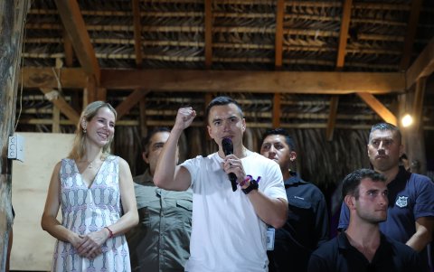 Noboa se impuso a la candidata correísta, Luisa González, con más del 51% de los votos.