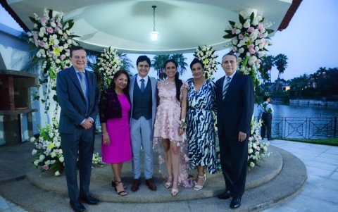 Gustavo López Moncayo, Juana Torres Pimentel,  los novios, Josefina Pacheco de Andrade y Jorge Luis Andrade Avecillas.