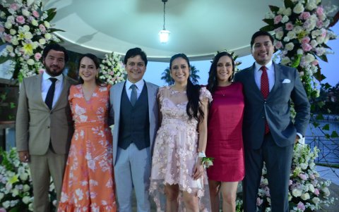 Jorge Luis Andrade, Camila López, Gustavo y Paulina, Paola Andrade y Renato del Campo.