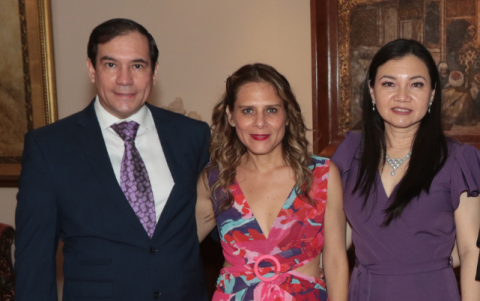 Jorge Aguirre, Yskandia Sánchez y Jessica Wan.