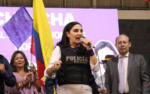 Antes de las presidenciales, Verónica Abad fue candidata a la Alcaldía de Cuenca, en las seccionales de 2023.