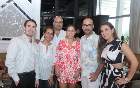 Juan Sebastián Franco, Jazmín de Ortega, Xavier Ortega, Tatiana de Villacís, Jorge Ortega y Geovanna de Villacís.