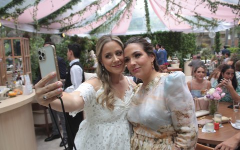 Stefanie Moeller y Georgette Ode.