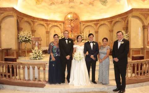 Josefina de Andrade, Jorge Andrade, Paulina Andrade, Gustavo López, Juana Torres y Gustavo López.