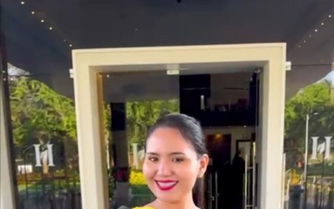 Estrategia. En Machala, la pastelería Hillari Deli ‘vistió’ a las guaguas como si se tratara de muñecas Barbie.