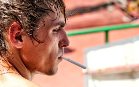 Fumar aumenta las posibiidades de un accidente cardíaco o cerebrovascular.