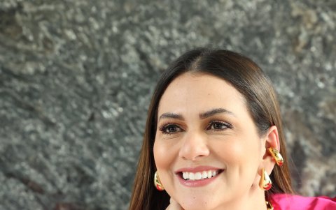 Posando para el lente de EXPRESIONES.