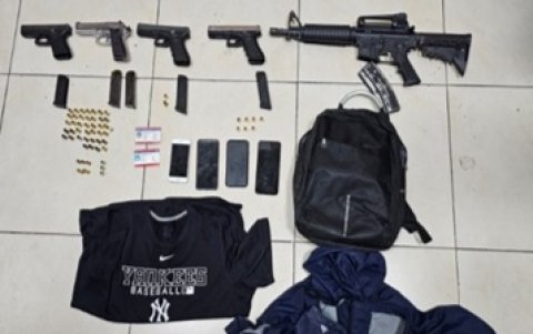 176 indicios balísticos de diferentes calibres se encontraron en el lugar de los hechos.