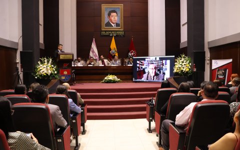 En el paraninfo ‘Lic. Rafael Brito Mendoza’ se realizó la presentación de la obra jurídica ‘Homicidio por encargo o sicariato’