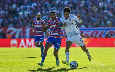 Sebastián con 19 años, alcanzó con Liga de Quito el título de la Copa Sudamericana.