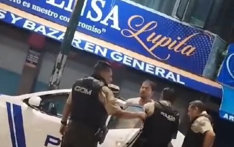 Incidente. Clientes de un local de comidas llamaron a la Policía por problemas protagonizados por el exfutbolista.