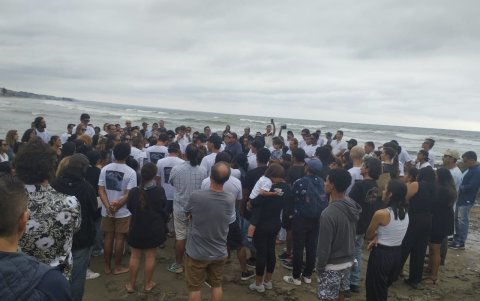 Amigos y familiares acompañaron a los Barona Matute en el último adiós.