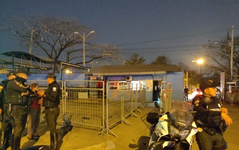 El Servicio Nacional de Atención a Personas Privadas de la Libertad (SNAI) informó en redes sociales sobre los enfrentamientos.