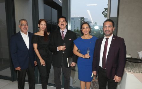 José Brito, Diana Acosta, Nelson Guim, Nori Pinella y Manuel Pardo.
