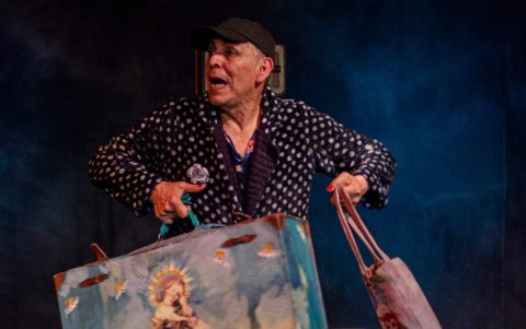 Mateus trabajó para que los personajes tengan la profunidad que les da Lemebel en la novela.