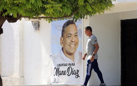 Mural del Padre de Luis Díaz