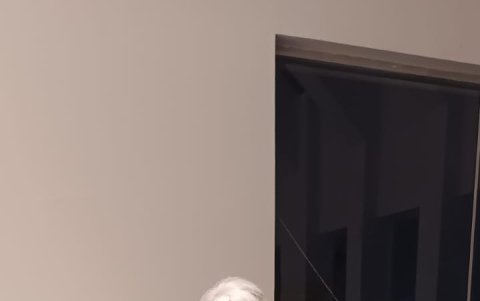 María Cecilia Botero con Verónica Muñoz y sus dos niñas.