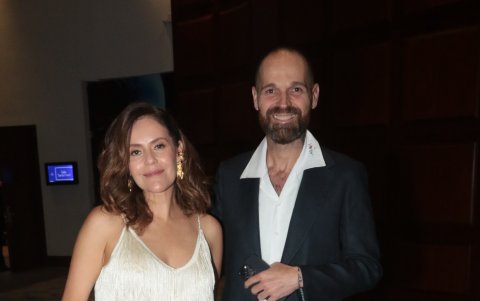 Con su pareja, Koldo Miranda.