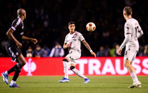 Piero Hincapié, defensor del Bayer Leverkusen.