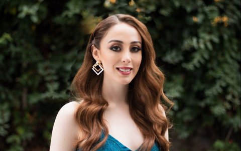 Candidata a Reina de San Francisco de Quito 2023 - 2024.