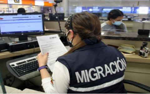 Aunque en Ecuador no se pide visa para ciudadanos de la región, es necesario pasar por oficinas y establecer un registro.