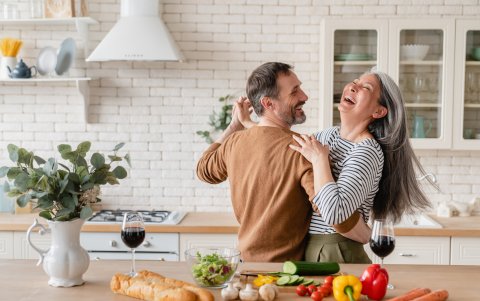 Demuestre el amor a cada instante.