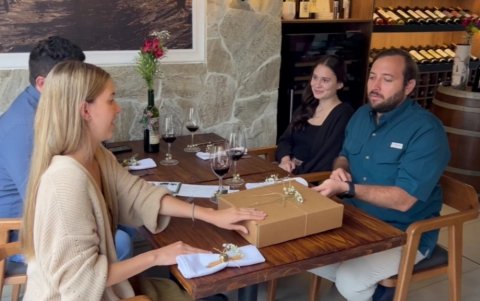 En City Winery se puede contratar la cena y además el regalo personalizado.