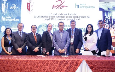 Verónica Osorio, Jorge Moncayo, Bernardo Sandoval, Marlena León, Gonzalo Mendieta, Robert Salta, Alexandra Toala y René Cordero.