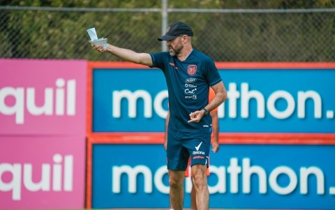 El seleccionador Félix Sánchez Bas prefirió trabajar a puerta cerrada.