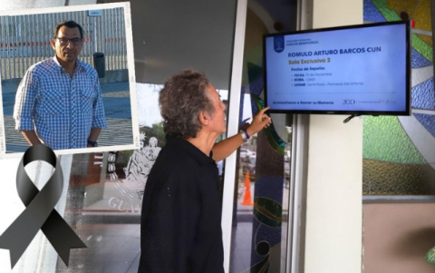 Familiares y amigos del comentarista deportivo Rómulo Barcos llegaron a la sala de velación para despedirlo.