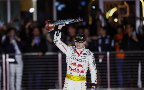 Verstappen sumó su trofeo 18 de los 21 disputados en esta temporada. Todo un récord.