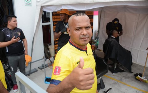 Fabricio Brown afirmó que todo sacrificio vale la pena y cambió de look.