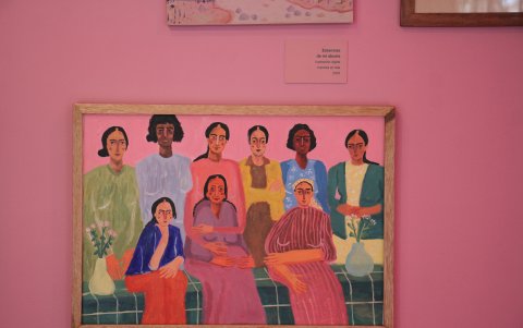 Una oda al femnismo se exhibe en la capital ecuatoriana.