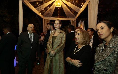 La actual primera dama estuvo presente. En la foto, jungo a Luz Ángela  Melo, represen-tante de Unicef.