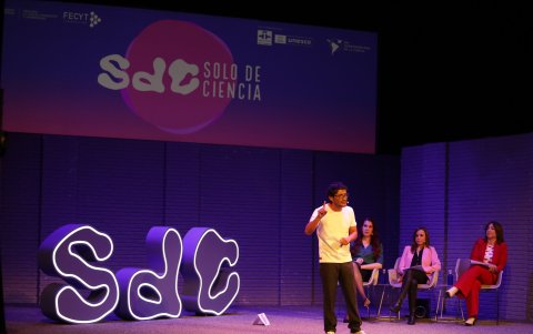 En el monólogo se burlo un poco del viaje espacial que hizo Jeff Bezos.