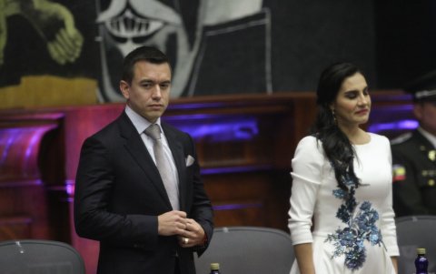 Daniel Noboa y Verónica Abad en la posesión de 2023.