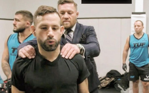 El irlandés puso mucho enfoque en apoyar a Vera para su combate.