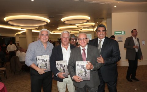 Carlos Eduardo Arcos, Leslie Dickens, Antonio Ubilla y Diego Arcos.