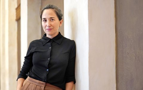 Ella es la directoria del Teatro Sucre