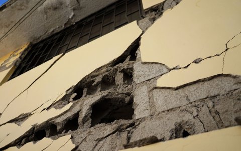 400 viviendas del sector 1 y 4 de Solanda que presentan daños estructurales