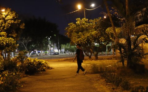 Escenario. Las noches representan peligro para los vecinos. Al no estar la estructura, los moradores creen que volverán a cometerse delitos