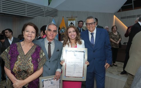 Blanca Layana, Antonio Layana, Martha Rizzo y Carlos Avellán.