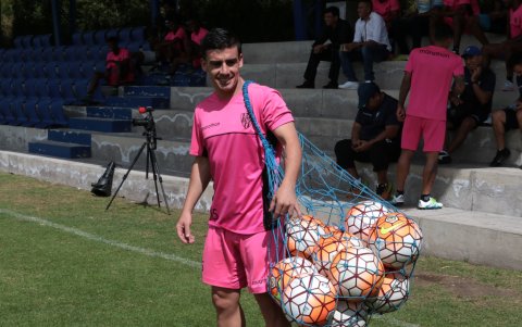 El volante formó parte de Independiente del Valle desde 2013 hasta 2017 y aportó al crecimiento del conjunto negriazul.