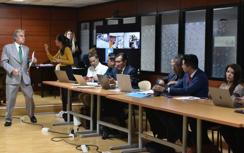 La audiencia de formulación de cargos inició alrededor de las 16:00 del 14 de diciembre de 2023.