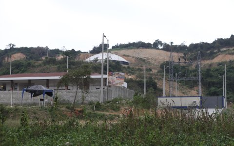Panorama. La planta debió culminarse en enero de 2023. La ciudadanía exige que se concluya la obra, para que así se reduzcan los altos costos de las planillas de agua.