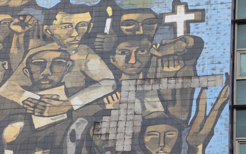 En estas condiciones se encuentra el mural ubicado en la Corte de Guayaquil, por la calle Pedro Moncayo.