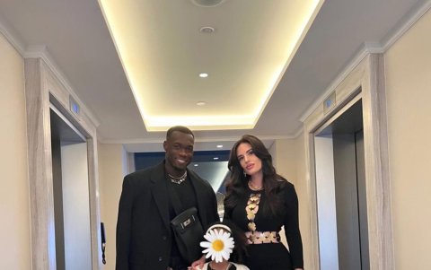 Felipe Caicedo y una hermosa estampa familiar.